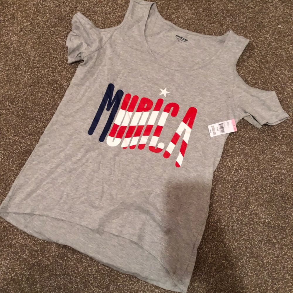 AMERICA shirt!